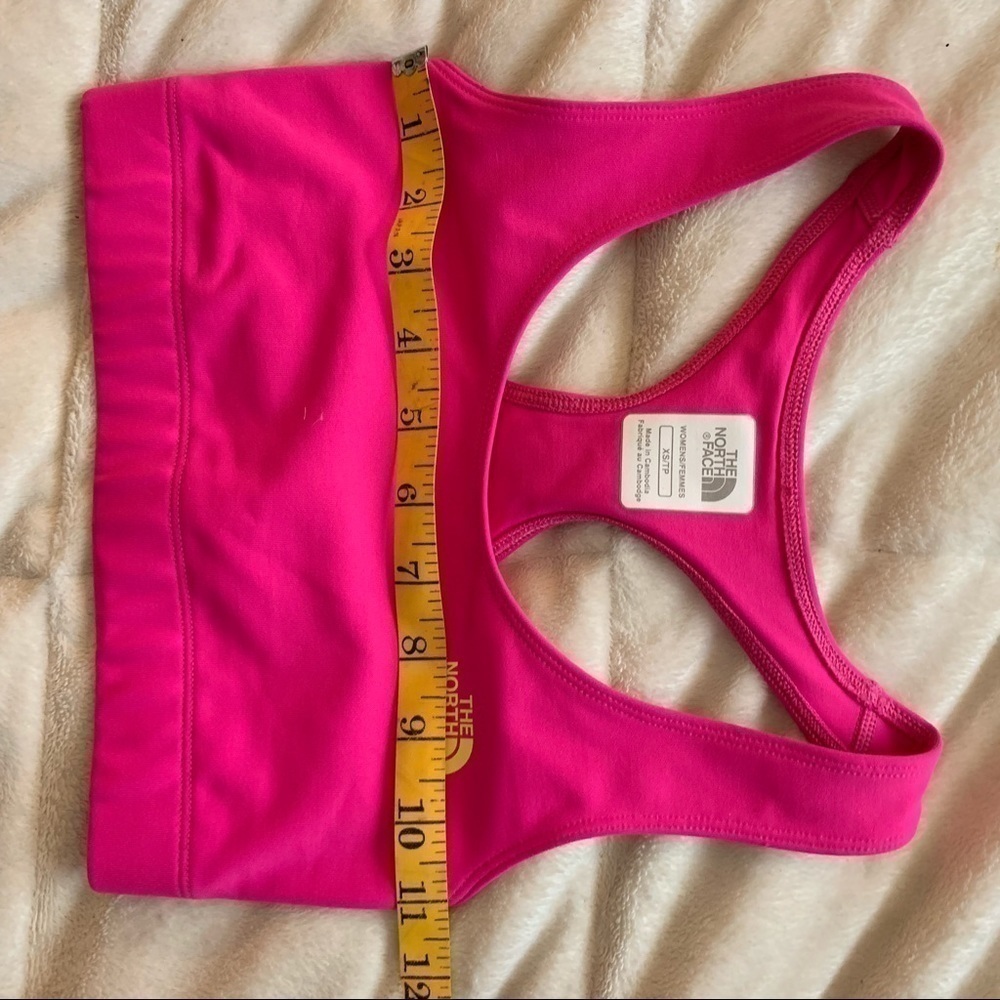 The Northface Sports Bra in hot pink - Picture 4 of 4